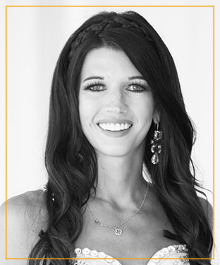 Meet Ashley Grieser, RN at Renouveau Med Spa in Culver City Los Angeles, CA Meet Ashley Grieser, RN at Renouveau Med Spa in Culver City Los Angeles, CA